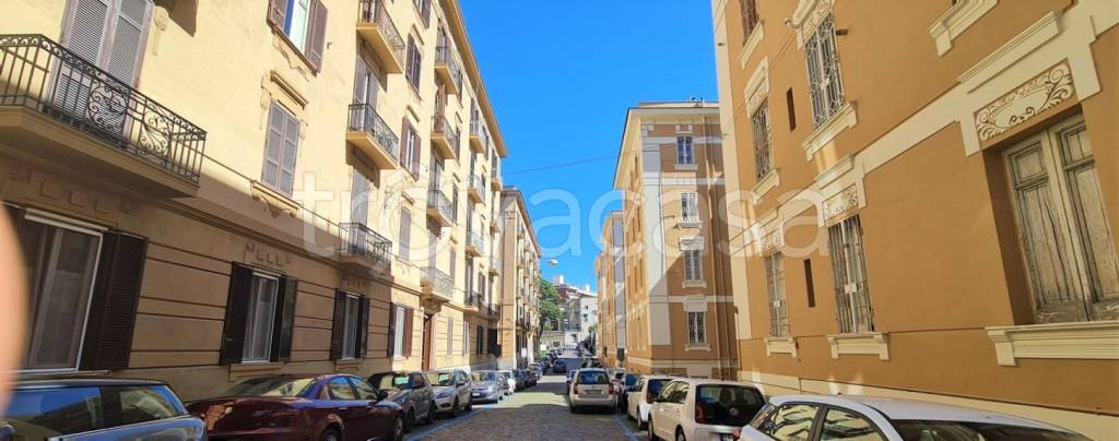 Appartamento in vendita a Napoli via Luca da Penne