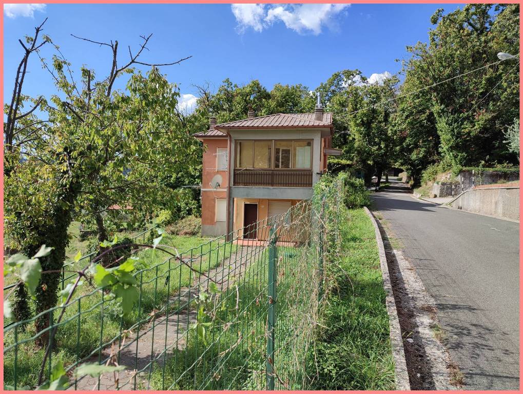 Villa Bifamiliare in vendita a San Colombano Certenoli via Fratelli Giovanni ed Amedeo Casella