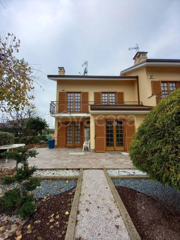 Villa a Schiera in vendita a Montanaro