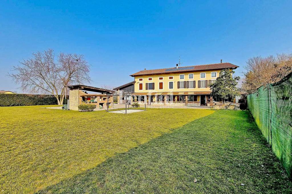 Casale in vendita a San Salvatore Monferrato frazione Valdolenga