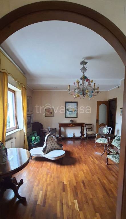 Appartamento in in vendita da privato a Napoli viale delle Mimose, 10