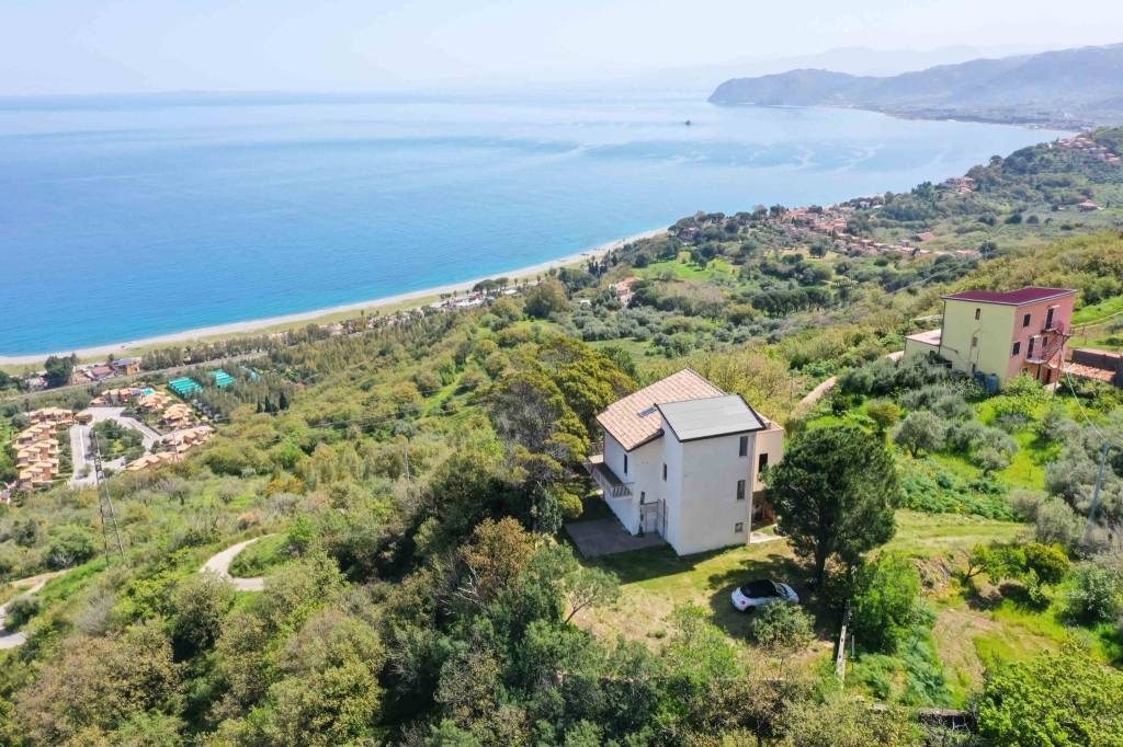 Villa in vendita a Gioiosa Marea contrada Santa Margherita