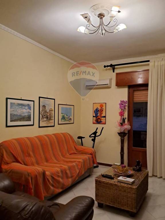 Appartamento in vendita a Bagheria via Nicolò Tommaseo, 33