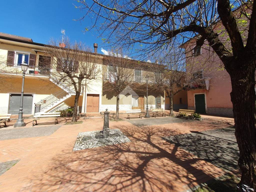 Casa Indipendente in vendita a Bolano largo Giustiniani, 5