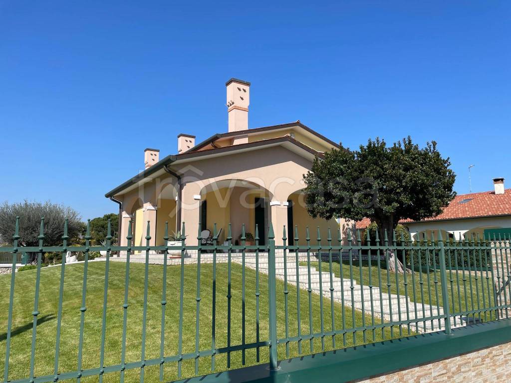 Villa in vendita a Marcon via Trieste, 3