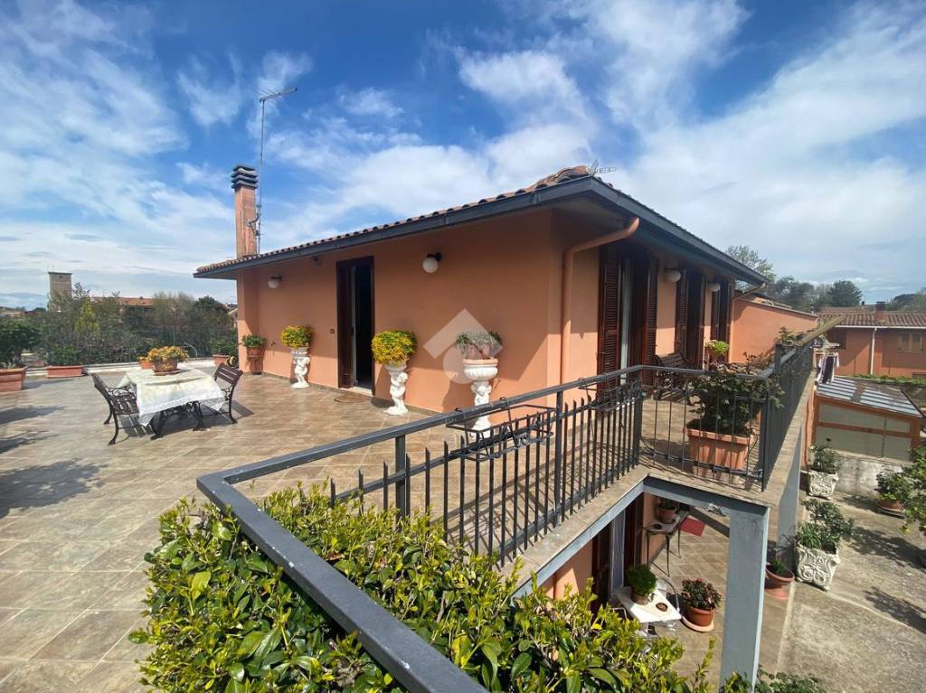 Villa Bifamiliare in vendita a Fabrica di Roma via dei Tirreni, 43