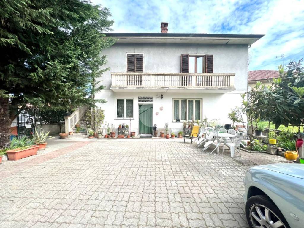 Villa in vendita a Gassino Torinese via Circonvallazione, 12