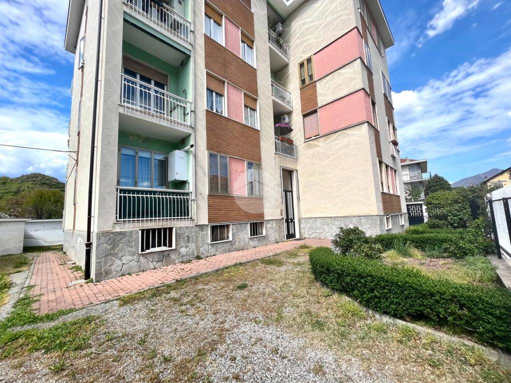 Appartamento in vendita ad Avigliana via a. Bonaudo, 18