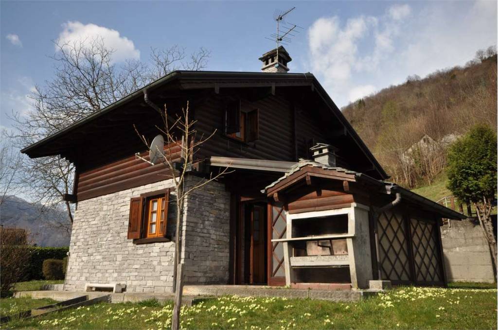 Casa Indipendente in vendita a Calasca-Castiglione località Gurva