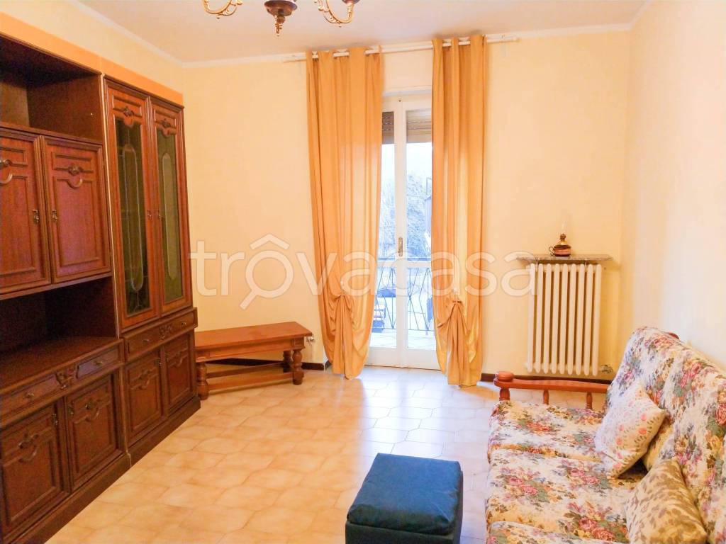 Appartamento in vendita a Omegna via Monte Grappa, 12
