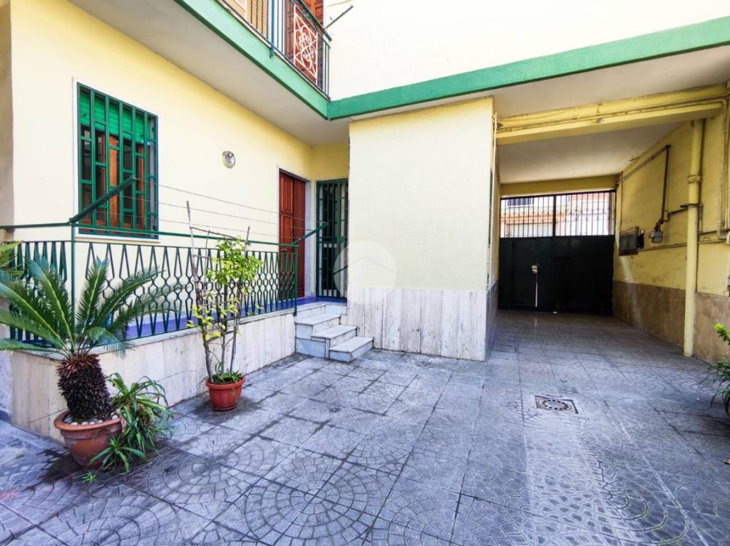 Appartamento in vendita a Melito di Napoli via Torre Dei Garofali, 13