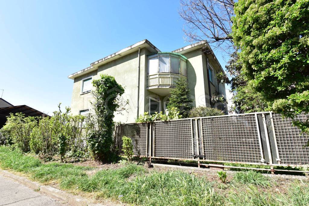 Villa Bifamiliare in vendita a Grugliasco strada Antica di Grugliasco, 286