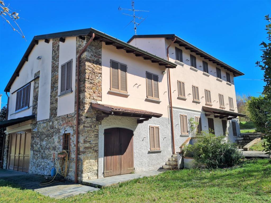Casale in vendita a Volpara frazione Segale