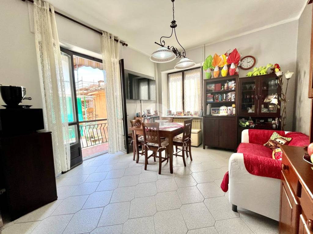 Appartamento in vendita ad Avigliana via Oscar Borgesa