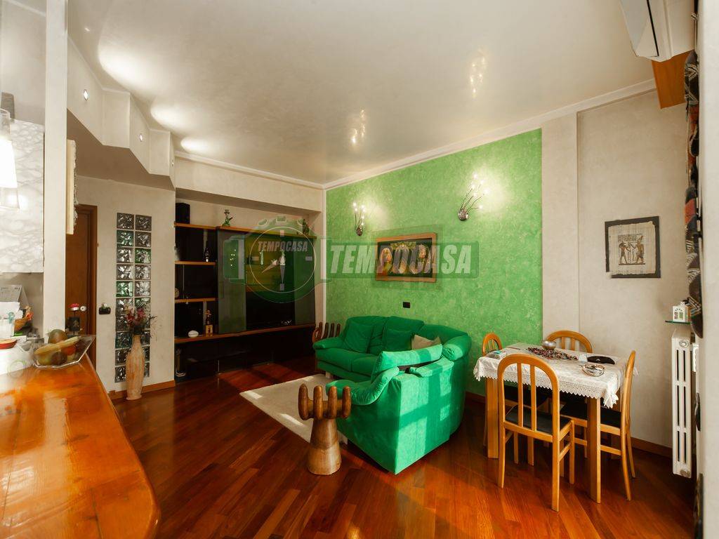Appartamento in vendita a Desio via Giuseppe Mazzini, 36