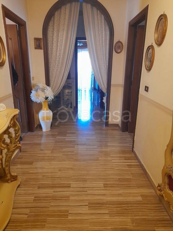 Appartamento in vendita a Olevano sul Tusciano via Valle, 0