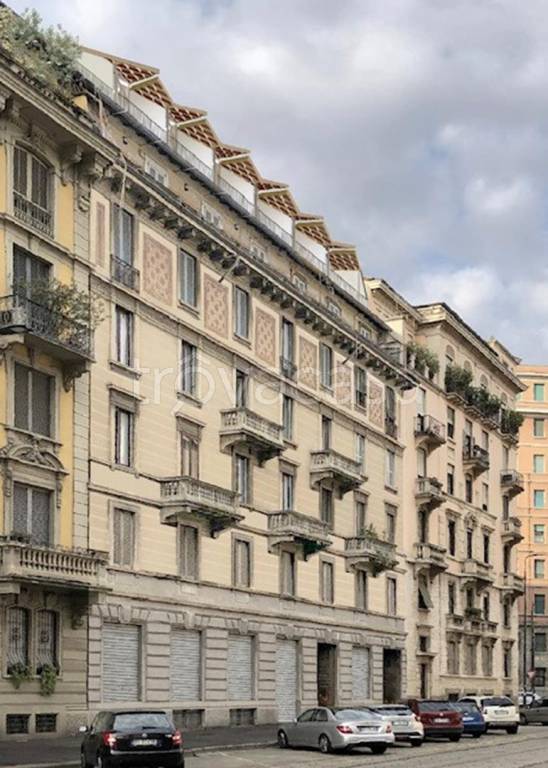 Appartamento in vendita a Milano via Saverio Mercadante,4