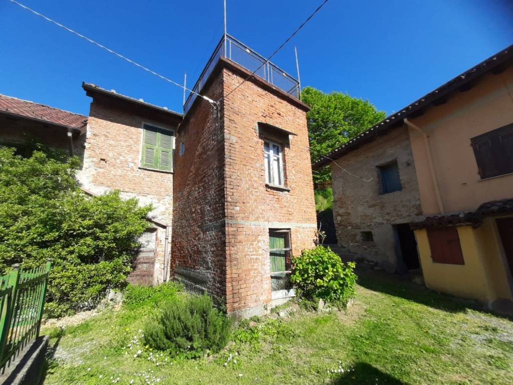 Casa Indipendente in vendita a Tagliolo Monferrato via Morella