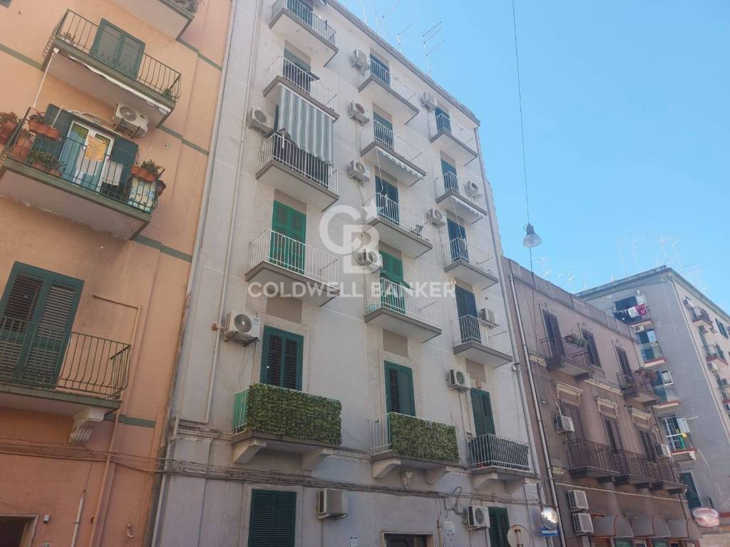 Appartamento in vendita a Taranto via Livio Andronico, 40