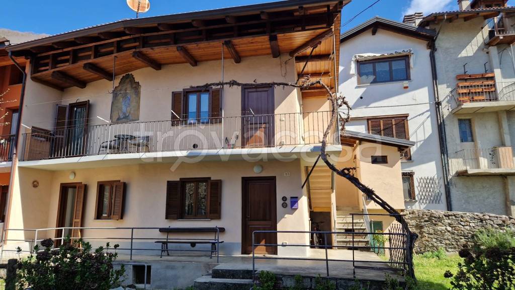 Appartamento in affitto a Varallo via Andrea Mantegna, 18G