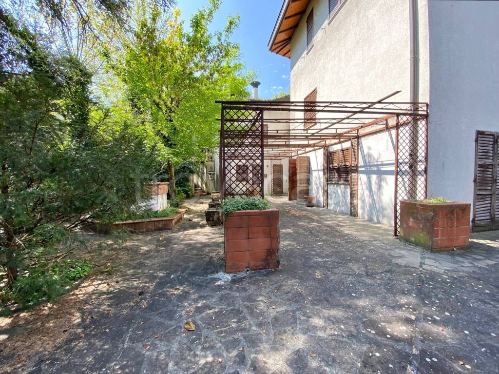 Villa Bifamiliare in vendita a Soliera via Carpi Ravarino, 608