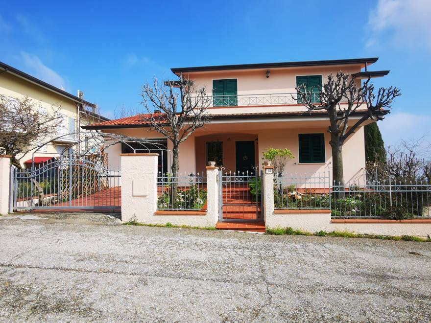 Villa Bifamiliare in vendita a Gemmano via Paolo Borsellino