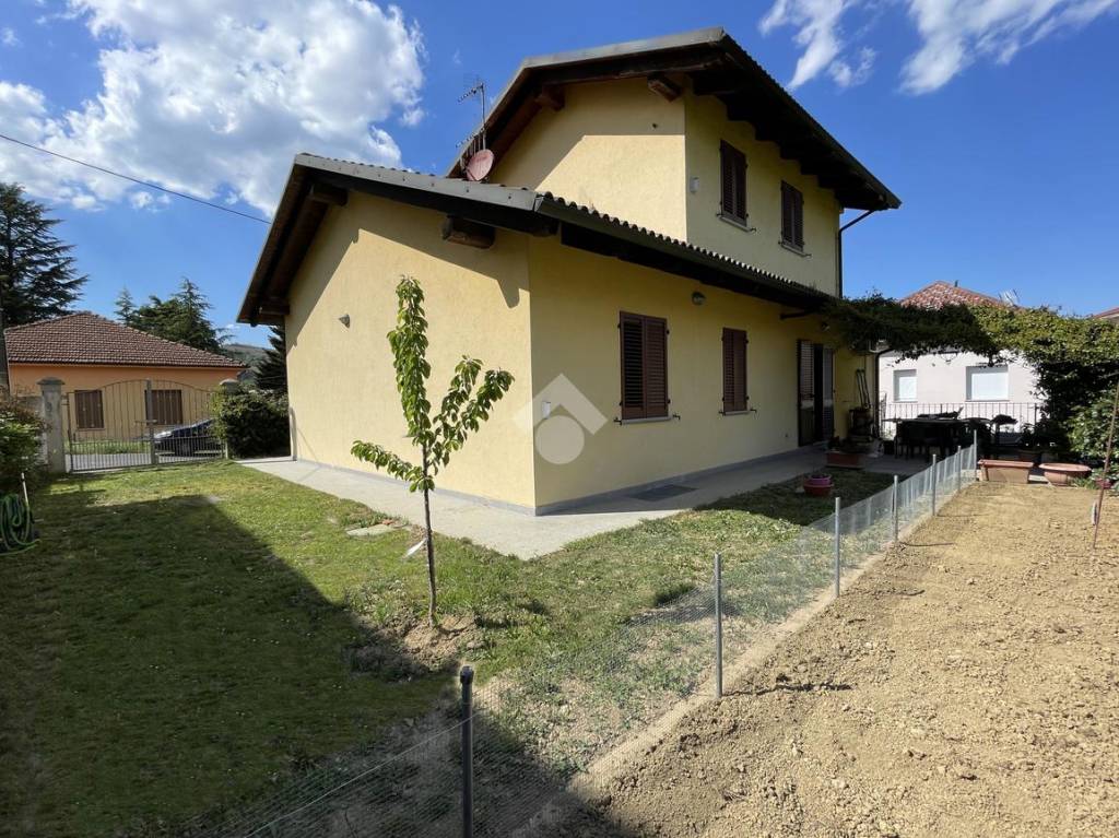 Villa in vendita a Canelli regione Castagnole, 11