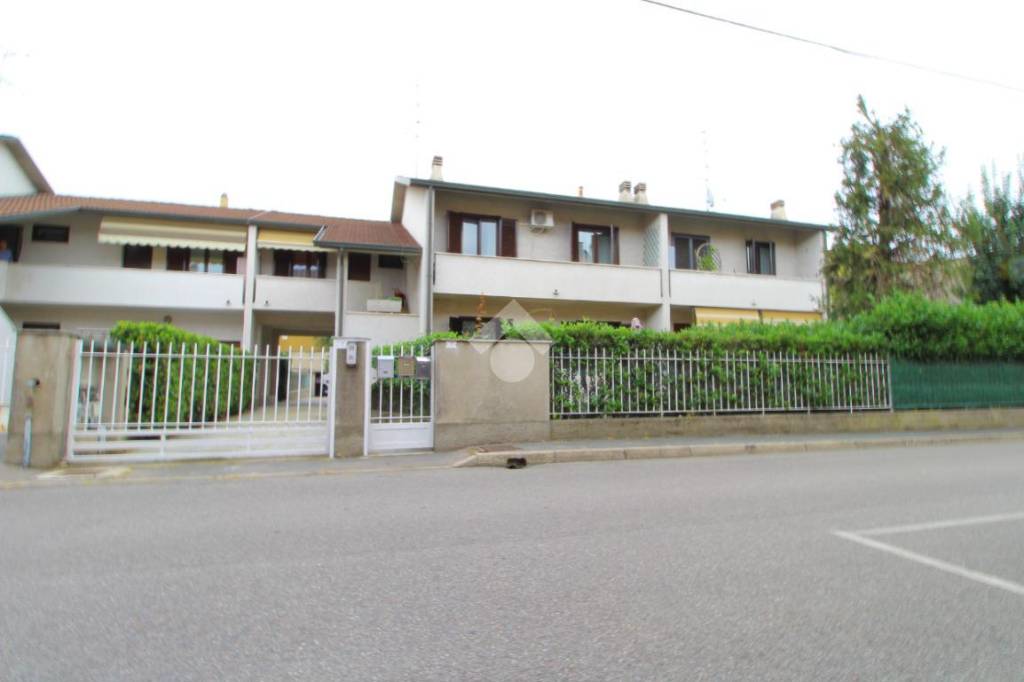 Appartamento in vendita a Cerro Maggiore via isonzo, 7