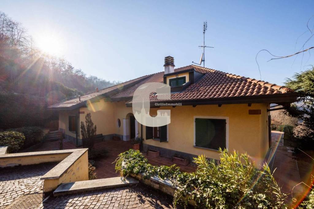 Villa in vendita a Torino strada Val Salice, 227/29
