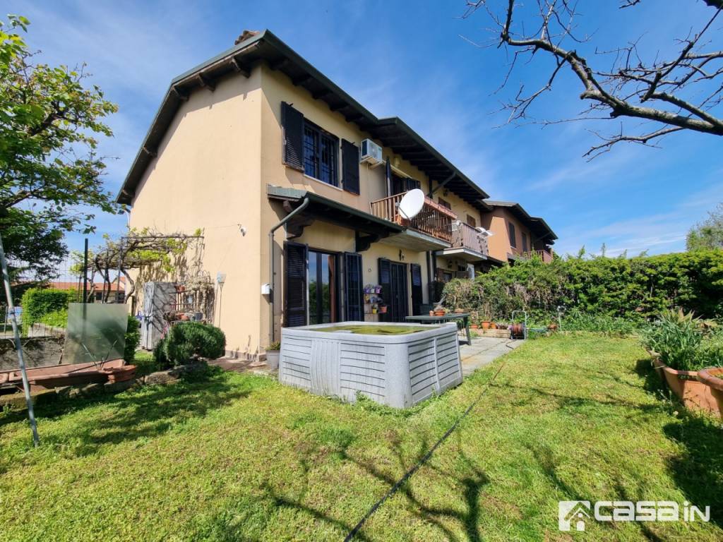 Villa in vendita a Capriate San Gervasio via kennedy