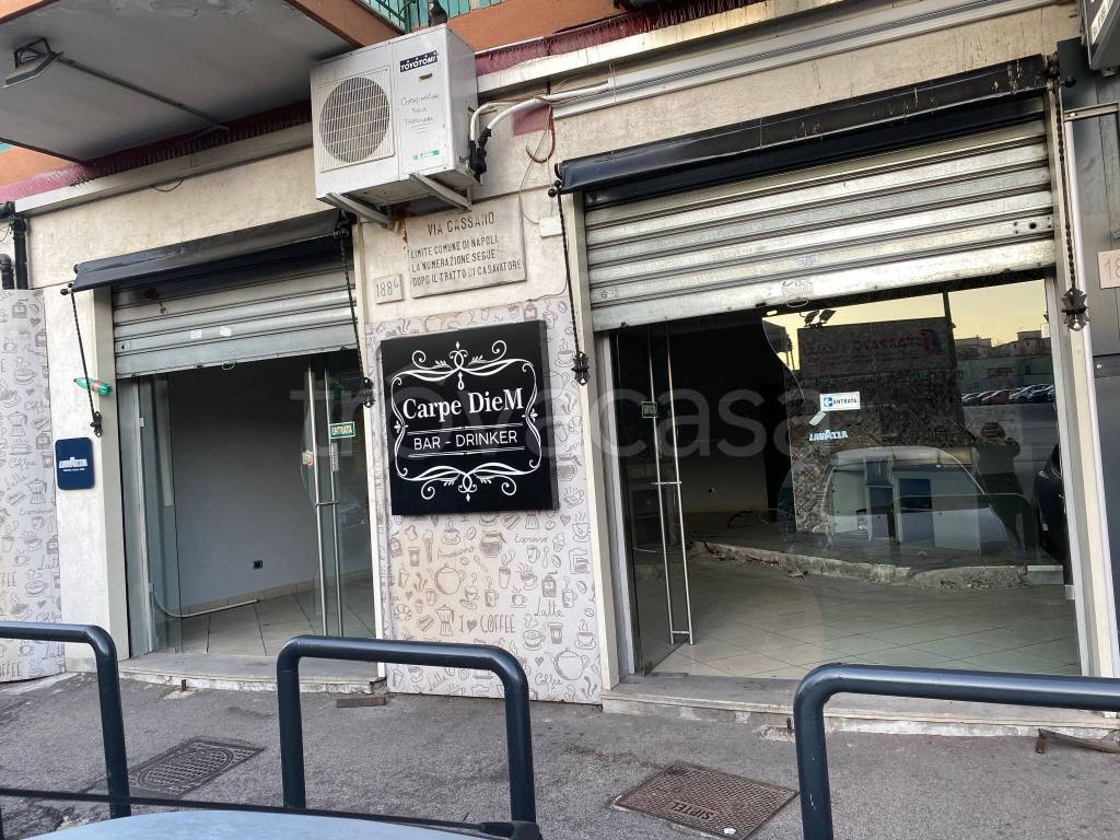Bar in in affitto da privato a Napoli via del Cassano