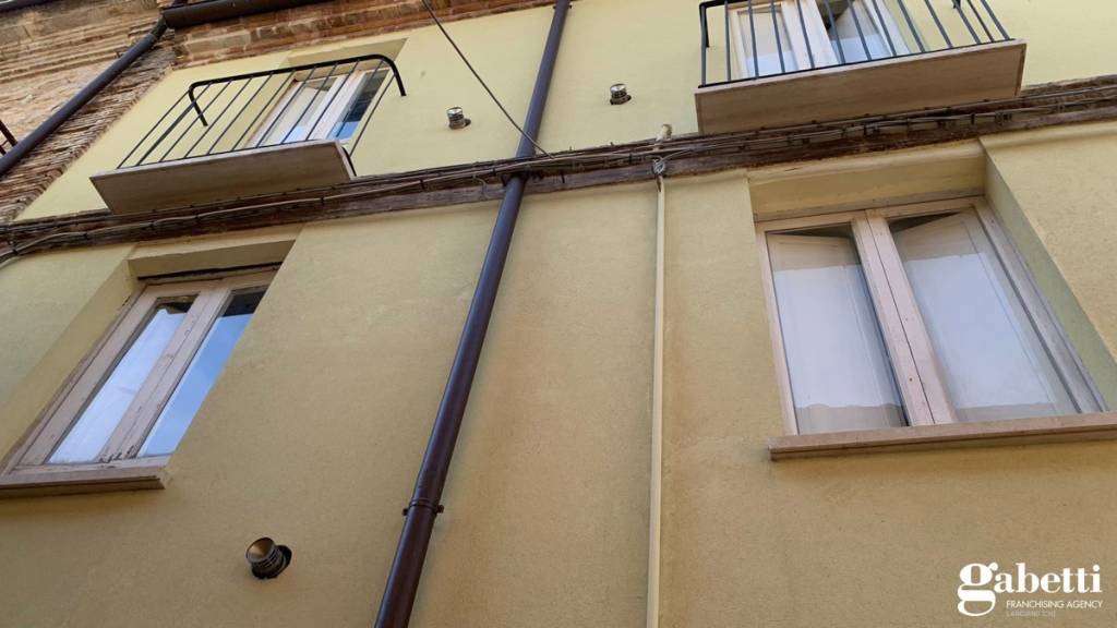 Casa Indipendente in vendita a Lanciano via Giuseppe Garibaldi , 16