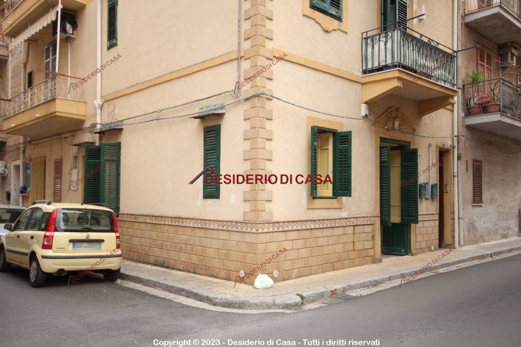 Ufficio in affitto a Bagheria via Arco Santa Rosalia, 25