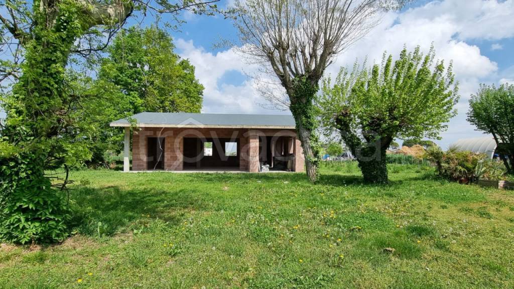 Casa Indipendente in vendita ad Abano Terme via Sottomarina