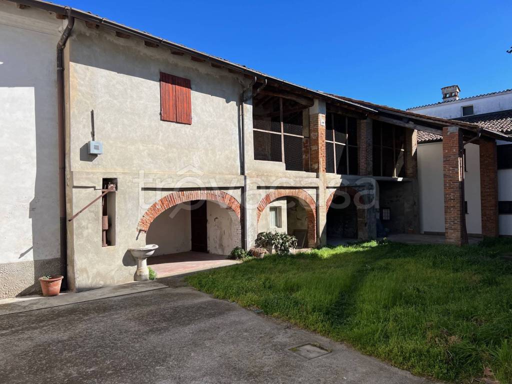 Casale in vendita a Meleti via Giuseppe Garibaldi