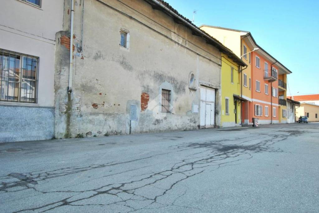Casa Indipendente in vendita a Livorno Ferraris via Solaro del Borgo, 50