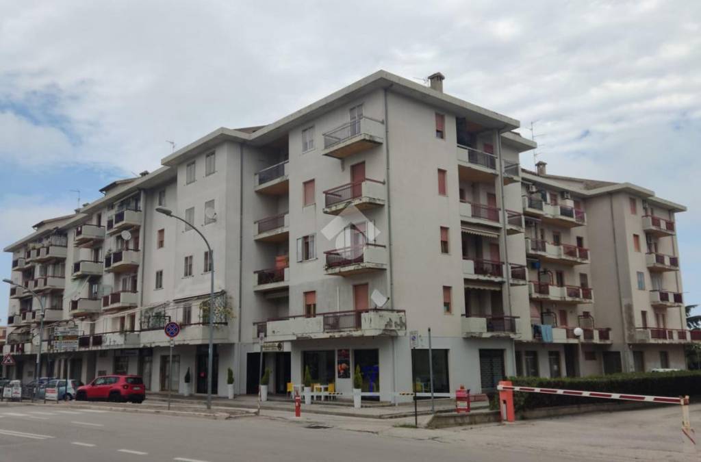 Appartamento in vendita a Vasto via Ciccarone, 186