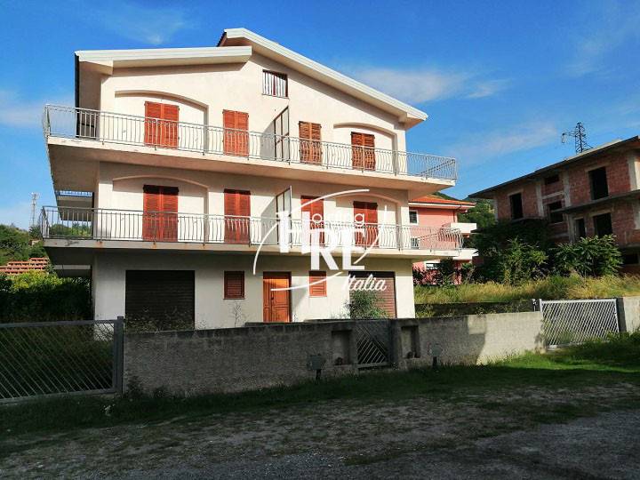 Villa Bifamiliare in vendita a Guardia Piemontese via Reggio Calabria