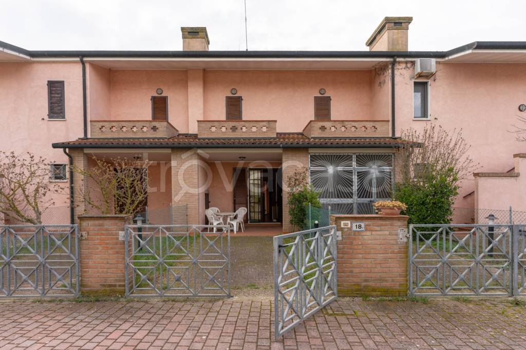 Villa in vendita a Comacchio via Torino