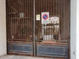 Posto auto in affitto a cagliari via cino da pistoia, 20