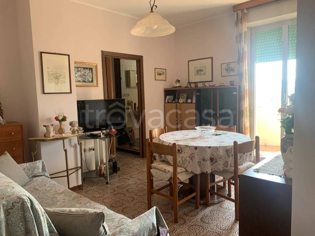 Appartamento in vendita a Riccione viale Luigi Settembrini