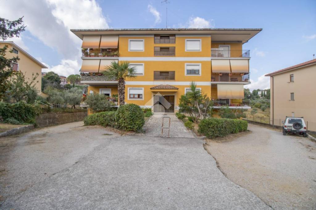 Appartamento in vendita a Cantalupo in Sabina via Ternana