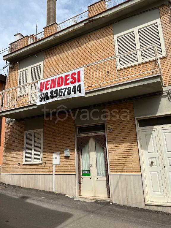 Casa Indipendente in in vendita da privato a Chieuti via Antrone, 20