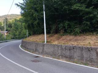 Terreno residenziale all'asta ad alzano lombardo via lacca, 35