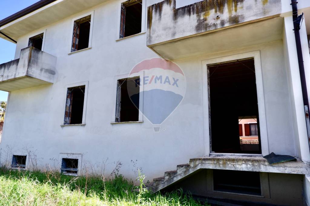 Villa in vendita a Telese Terme via vallo rotondo, snc