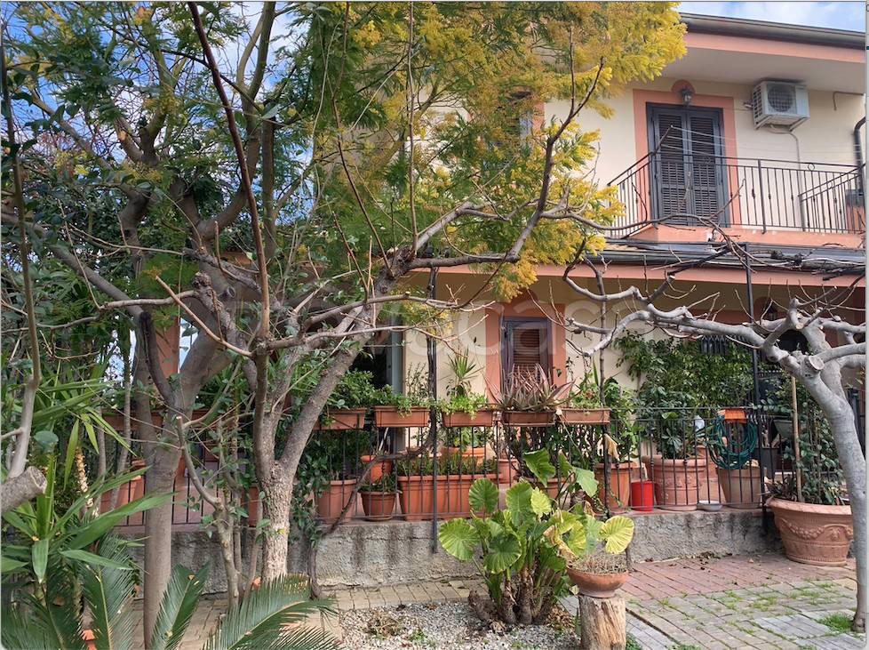 Villa in in vendita da privato a Crotone via Santa Caterina da Siena