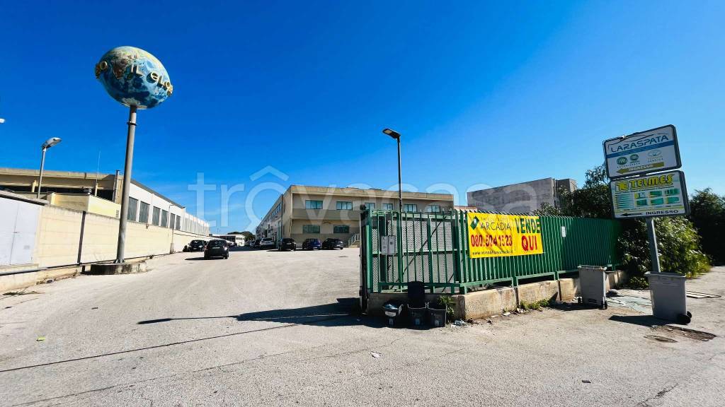 Capannone Industriale in vendita a Modugno strada provinciale sp231 km1,110