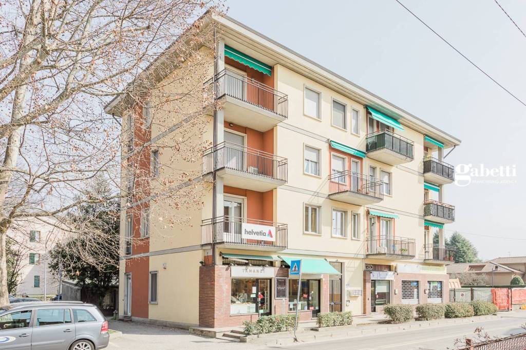 Appartamento in vendita a Merate viale Giuseppe Verdi, 59