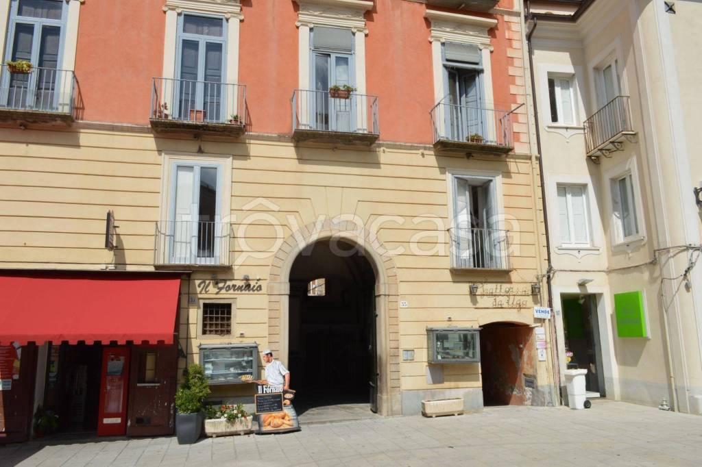 Articoli da Regalo/Casalinghi in in vendita da privato a Vallo della Lucania piazza Vittorio Emanuele ii, 33
