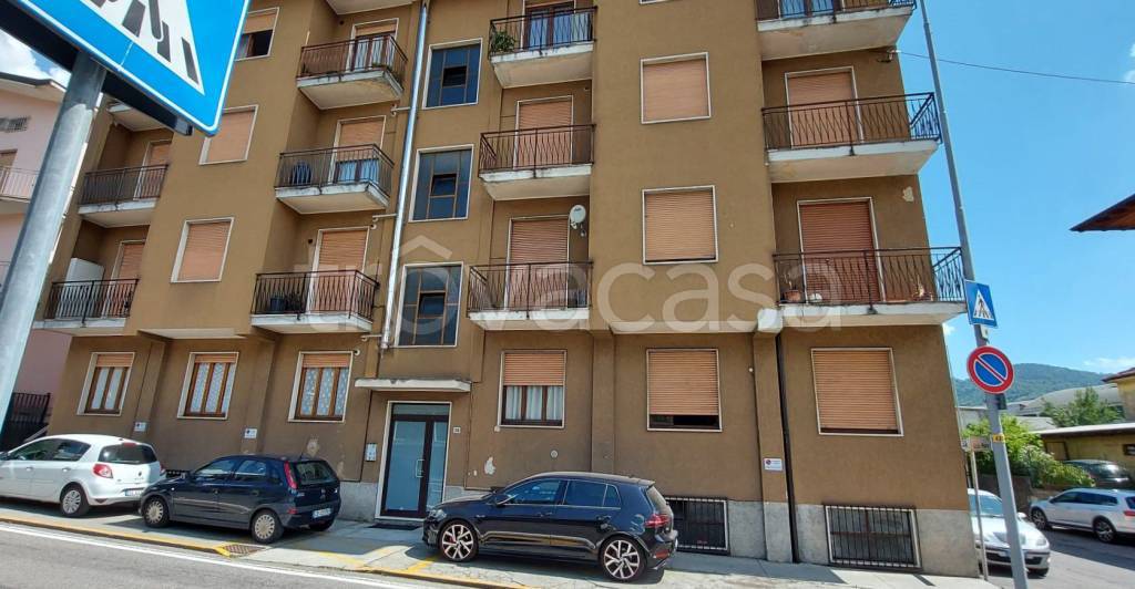 Appartamento in vendita a Gandino via San Giovanni Bosco, 34